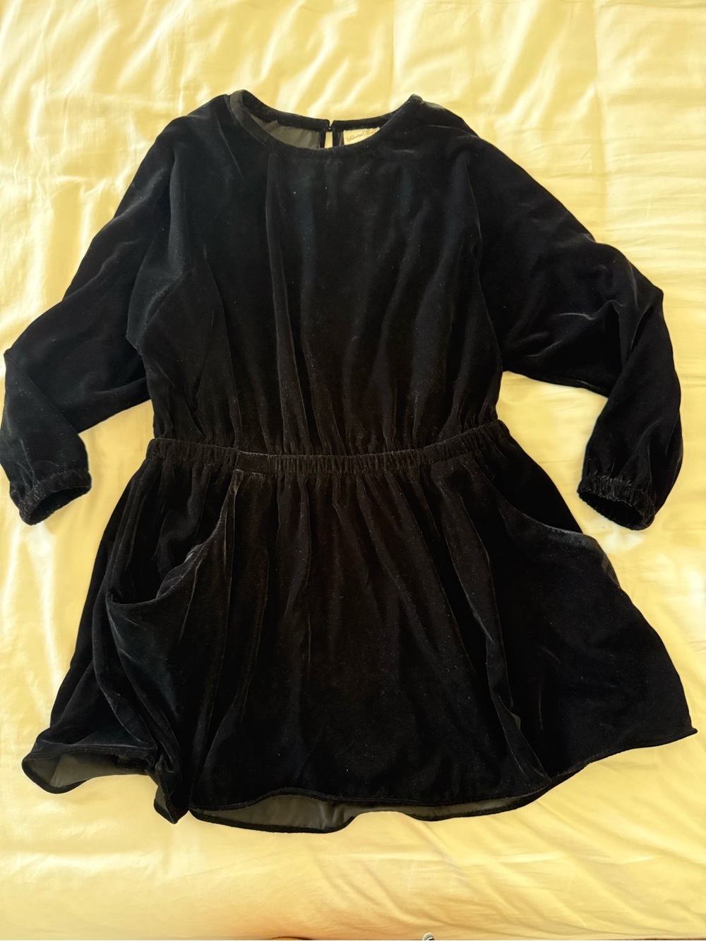 Universal Thread Black Velvet Long-Sleeve Party Dress